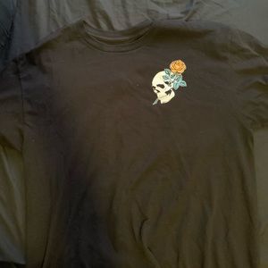 Skull rose tee Skater Tee